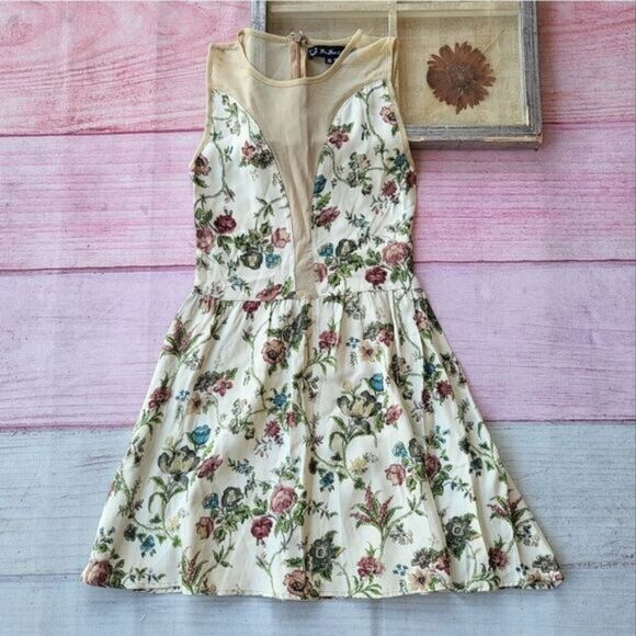 For Love & Lemons Beige Lulu Floral Sheer Mesh Flared Mini‎ Skater Dress Small - Picture 2 of 6